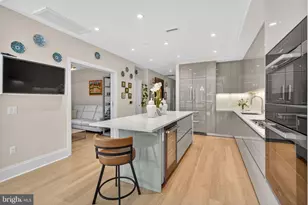 7887 Jones Branch Dr, McLean, VA 22102 - Photo 19