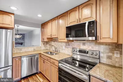 5905 Saint Giles Way, Alexandria, VA 22315 - Photo 5