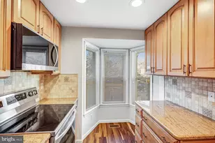 5905 St Giles Way, Alexandria, VA 22315 - Photo 7