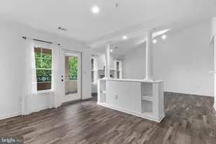 12004 Taliesin Pl, Reston, VA 20190 - Photo 7