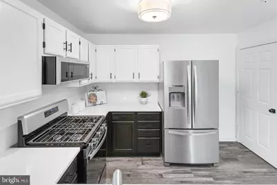 12004 Taliesin Place #32, Reston, VA 20190 - Photo 9