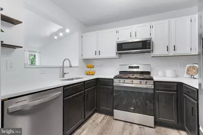 12004 Taliesin Place #32, Reston, VA 20190 - Photo 11