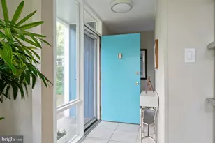 2300 Kimbro St, Alexandria, VA 22307 - Photo 7