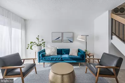 12154 Captiva Court, Reston, VA 20191 - Photo 5