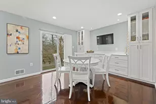 1411 Aldenham Ln, Reston, VA 20190 - Photo 9