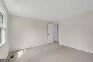 1153 Kettle Pond Ln, Great Falls, VA 22066 - Photo 37