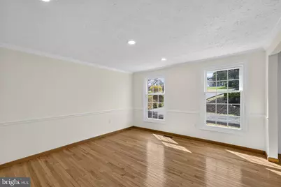 1153 Kettle Pond Lane, Great Falls, VA 22066 - Photo 7