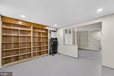 1153 Kettle Pond Lane, Great Falls, VA 22066 - Photo 41