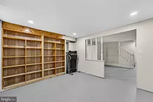 1153 Kettle Pond Ln, Great Falls, VA 22066 - Photo 41