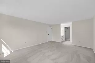 1153 Kettle Pond Ln, Great Falls, VA 22066 - Photo 25