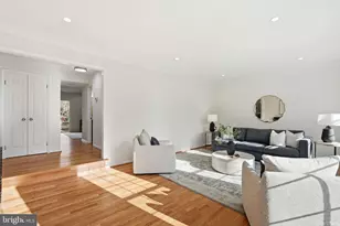 9416 Mt Vernon Cir, Alexandria, VA 22309 - Photo 7