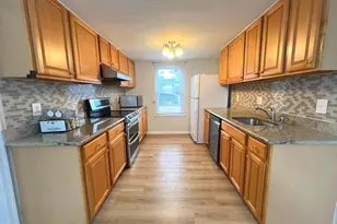 13314 Hollinger Ave, Fairfax, VA 22033 - Photo 7