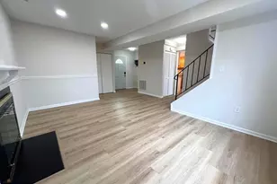 13314 Hollinger Ave, Fairfax, VA 22033 - Photo 5