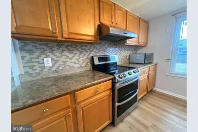 13314 Hollinger Avenue, Fairfax, VA 22033 - Photo 11