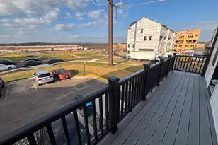 4841 Bauhaus Sq, Chantilly, VA 20151 - Photo 17