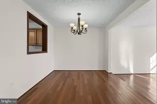 8123 Steeple Chase Ct, Springfield, VA 22153 - Photo 9