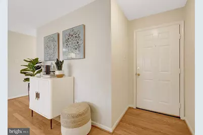 3802 Green Ridge Court #202, Fairfax, VA 22033 - Photo 3