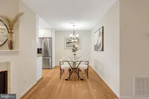 3802 Green Ridge Ct, Fairfax, VA 22033 - Photo 9