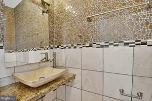 8099 Paper Birch Dr, Lorton, VA 22079 - Photo 5