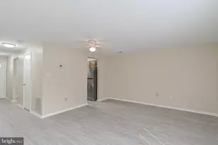 5934 Grisby House Ct, Centreville, VA 20120 - Photo 7