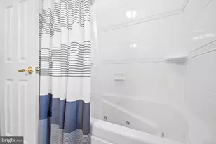 8104 Viola St, Springfield, VA 22152 - Photo 37