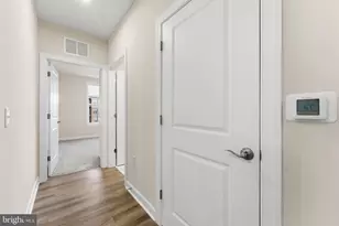 3925 Fair Ridge Dr, Fairfax, VA 22033 - Photo 17