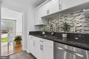 6535 Old Chesterbrook Rd, McLean, VA 22101 - Photo 19