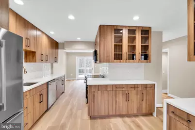 10135 Sassafras Woods Court, Burke, VA 22015 - Photo 11