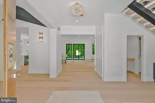 1434 Waggaman Cir, McLean, VA 22101 - Photo 9