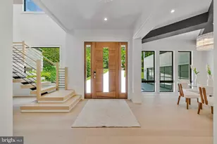 1434 Waggaman Cir, McLean, VA 22101 - Photo 5