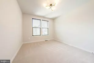 13504 Innovation Station Loop, Herndon, VA 20171 - Photo 29