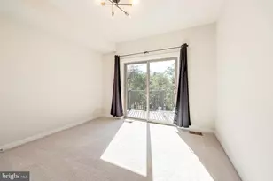 13504 Innovation Station Loop, Herndon, VA 20171 - Photo 31