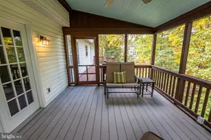 8924 Peoria Ct, Springfield, VA 22153 - Photo 7