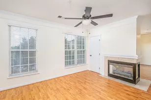 12755 Fair Crest Ct, Fairfax, VA 22033 - Photo 5