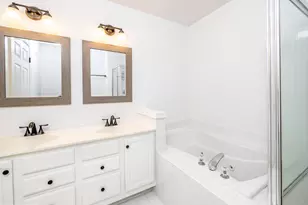 12755 Fair Crest Ct, Fairfax, VA 22033 - Photo 15