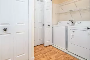 12755 Fair Crest Ct, Fairfax, VA 22033 - Photo 23