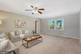 13128 Moss Ranch Ln, Fairfax, VA 22033 - Photo 23