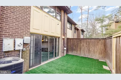 2017 Headlands Circle, Reston, VA 20191 - Photo 27