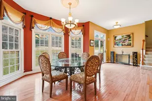 11046 Heathland Dr, Oakton, VA 22124 - Photo 23