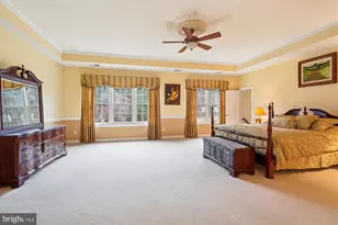 11046 Heathland Dr, Oakton, VA 22124 - Photo 47