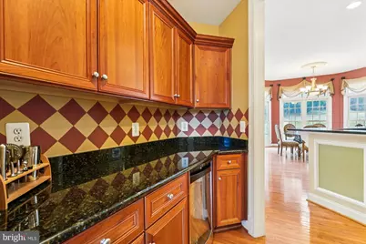 11046 Heathland Drive, Oakton, VA 22124 - Photo 21