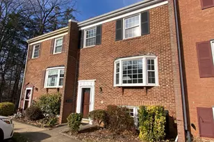 3116 Cedar Grove Dr, Fairfax, VA 22031 - Photo 1