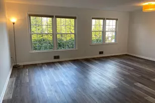 3116 Cedar Grove Dr, Fairfax, VA 22031 - Photo 3