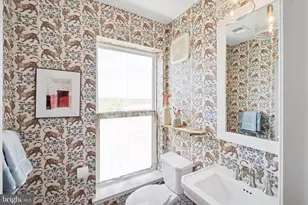 14926 Deco Cir, Chantilly, VA 20151 - Photo 13