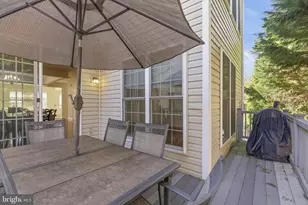 9249 Laurel Ridge Crossing Rd, Lorton, VA 22079 - Photo 37