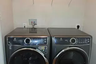 9249 Laurel Ridge Crossing Rd, Lorton, VA 22079 - Photo 11