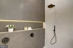 8302 Robey Ave, Annandale, VA 22003 - Photo 49