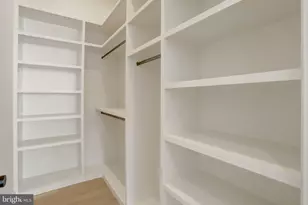 8302 Robey Ave, Annandale, VA 22003 - Photo 35