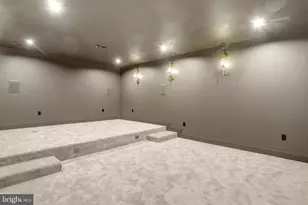 8302 Robey Ave, Annandale, VA 22003 - Photo 91