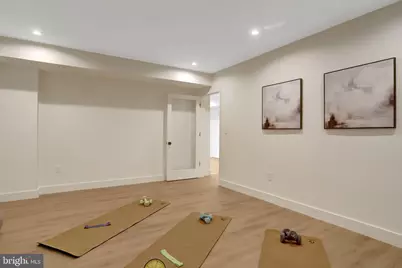 8302 Robey Avenue, Annandale, VA 22003 - Photo 95